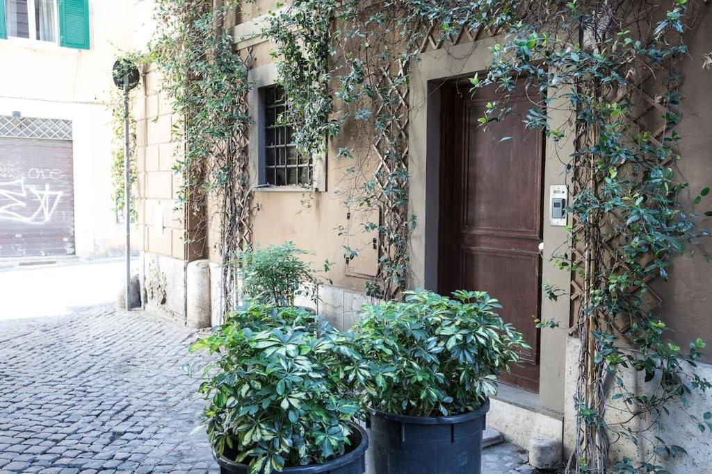My Piazza Navona Jacuzzi Suite -Topcollection Рим Экстерьер фото